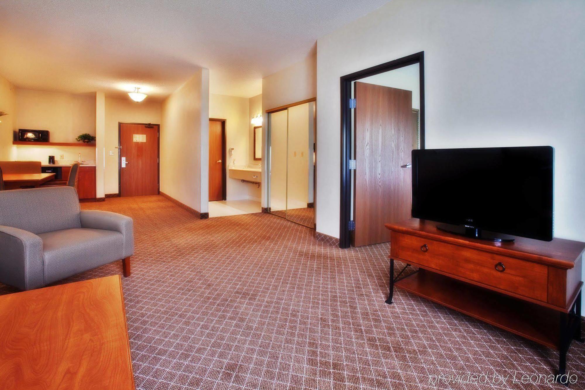 Radisson Hotel Ames Conference Center At Isu Exterior foto
